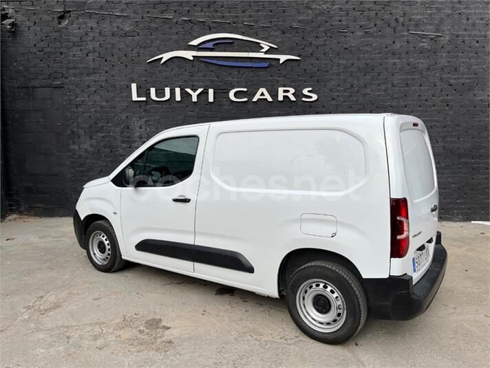 PEUGEOT Partner Pro Standard 600kg BlueHDi